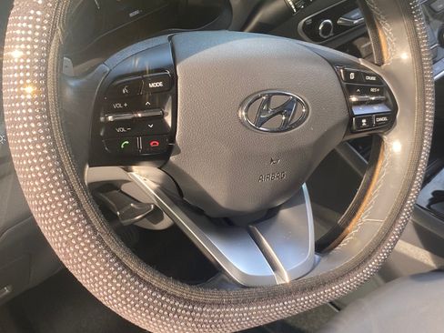 Used 2018 Hyundai Ioniq Limited w/ Limited Ultimate Package 03 FWD image 25