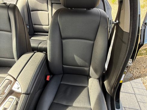 Used 2015 BMW 528i Sedan image 6