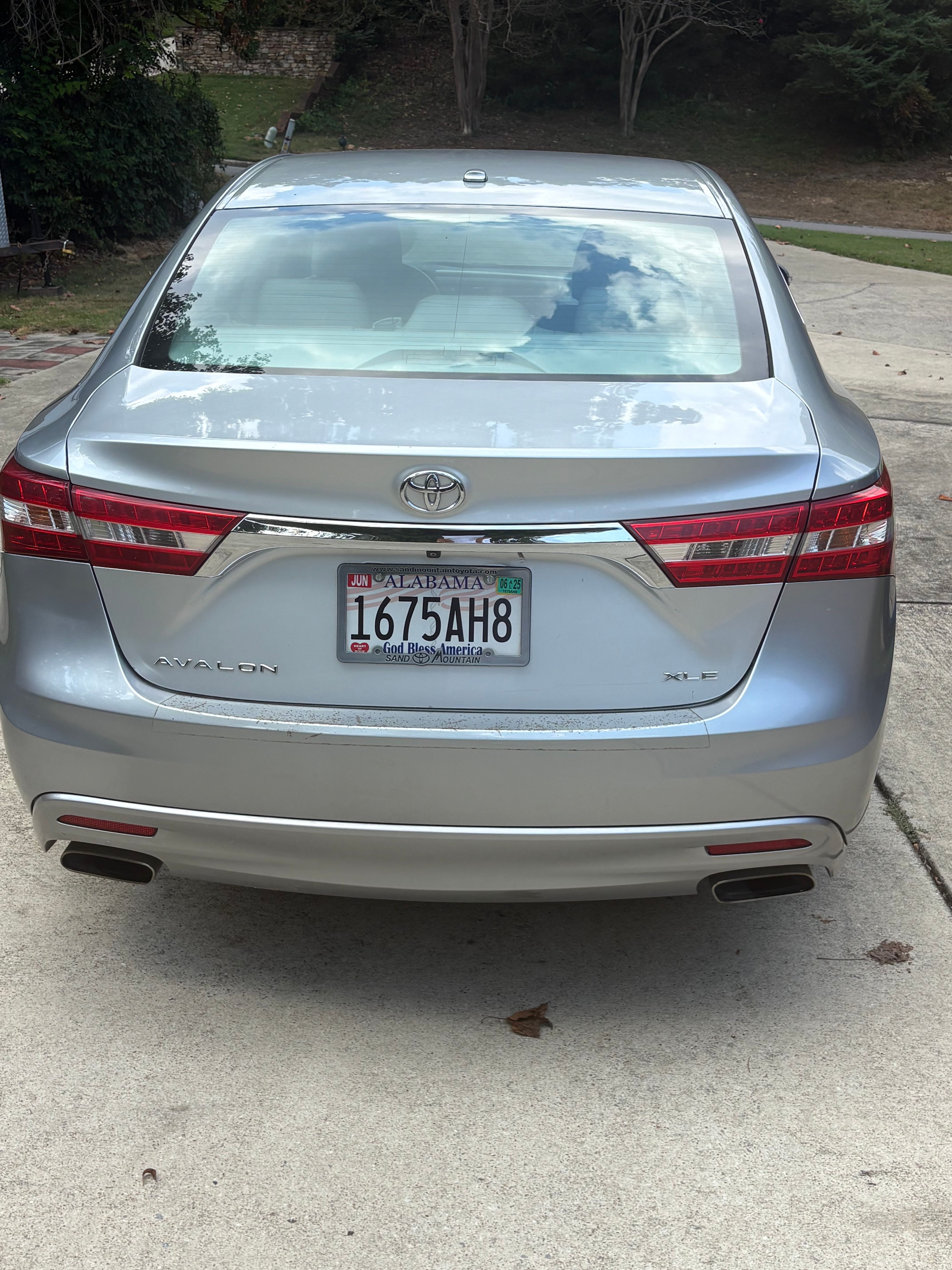 Used 2015 Toyota Avalon XLE FWD image 5