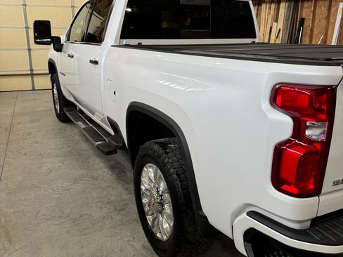 Used 2022 Chevrolet Silverado 2500 High Country AWD/4WD image 8