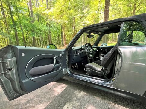 Used 2006 MINI Cooper S FWD image 12