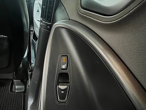 Used 2017 Hyundai Santa Fe Sport w/ 2.4L Tech Package 04 image 21