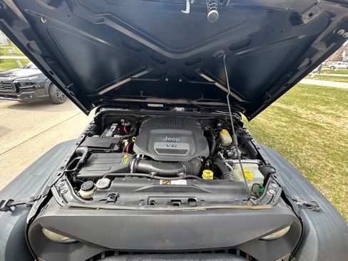 Used 2014 Jeep Wrangler Unlimited Sport w/ Quick Order Package 24S image 11