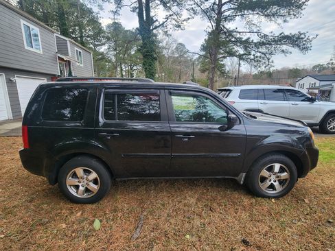 Used 2010 Honda Pilot EX-L image 2