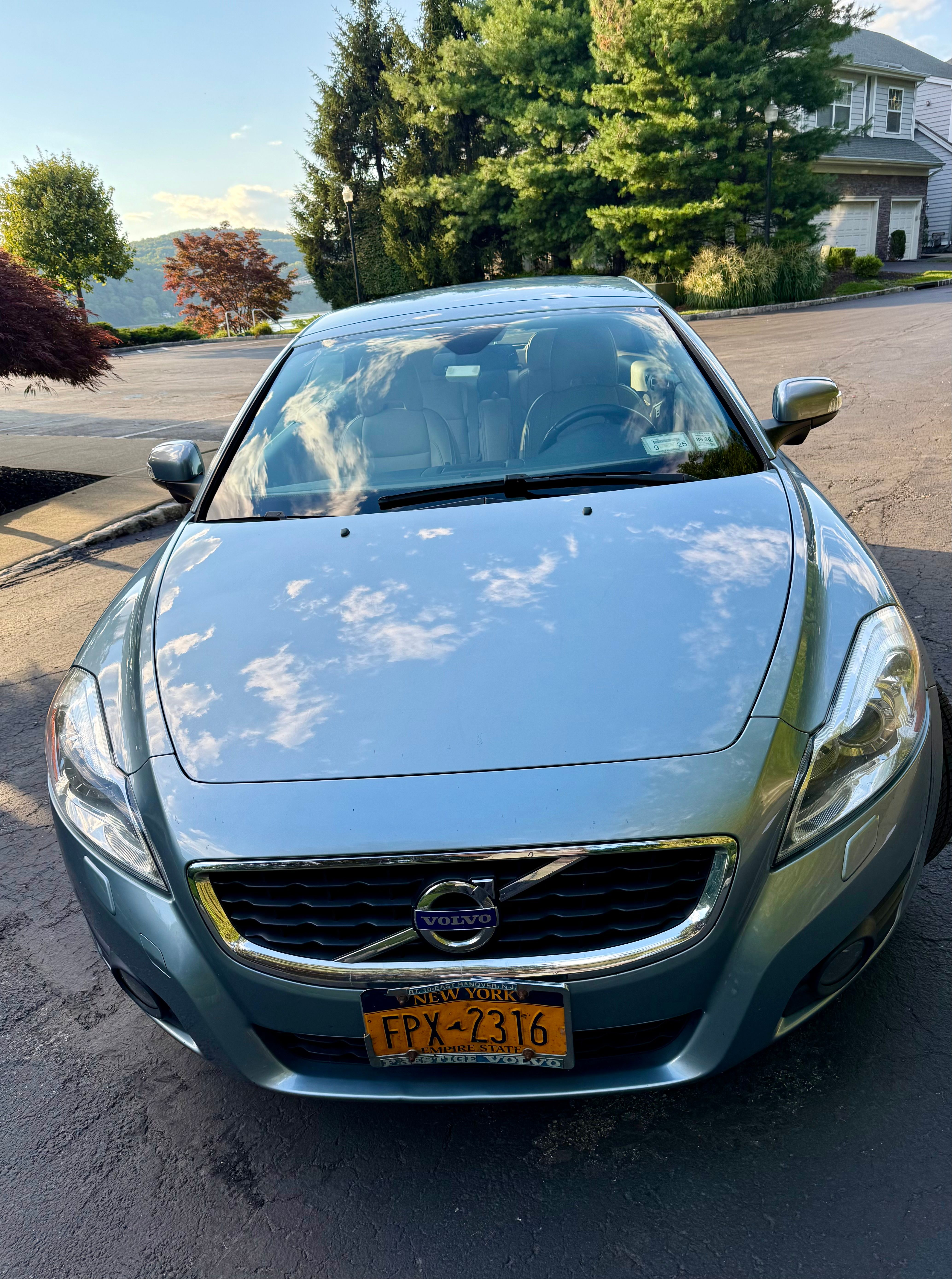 Used 2012 Volvo C70 T5 w/ Climate Pkg FWD image 8