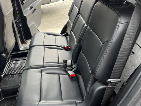 Used 2021 Ford Explorer 4WD Police Interceptor w/ Ultimate Wiring Package image 28