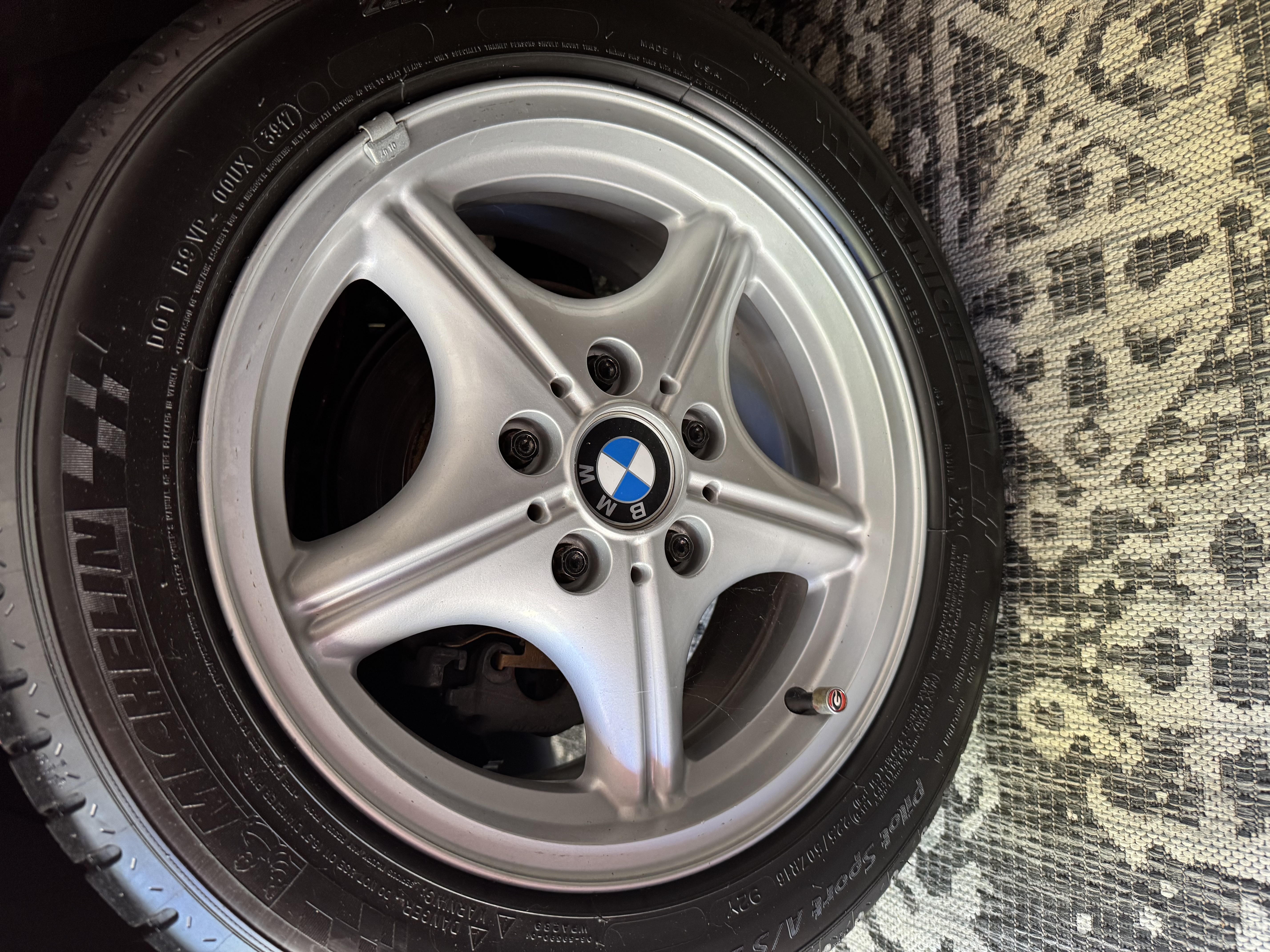 Used 1998 BMW Z3 1.9 RWD image 8