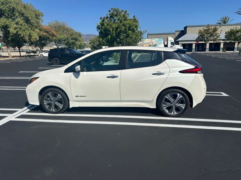 Used 2019 Nissan Leaf SV Plus w/ SV All Weather Package FWD image 4