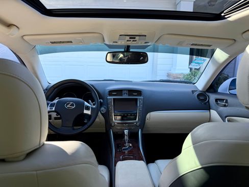Used 2013 Lexus IS 250 image 9