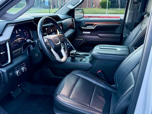 Used 2022 GMC Sierra 1500 Denali AWD/4WD image 17