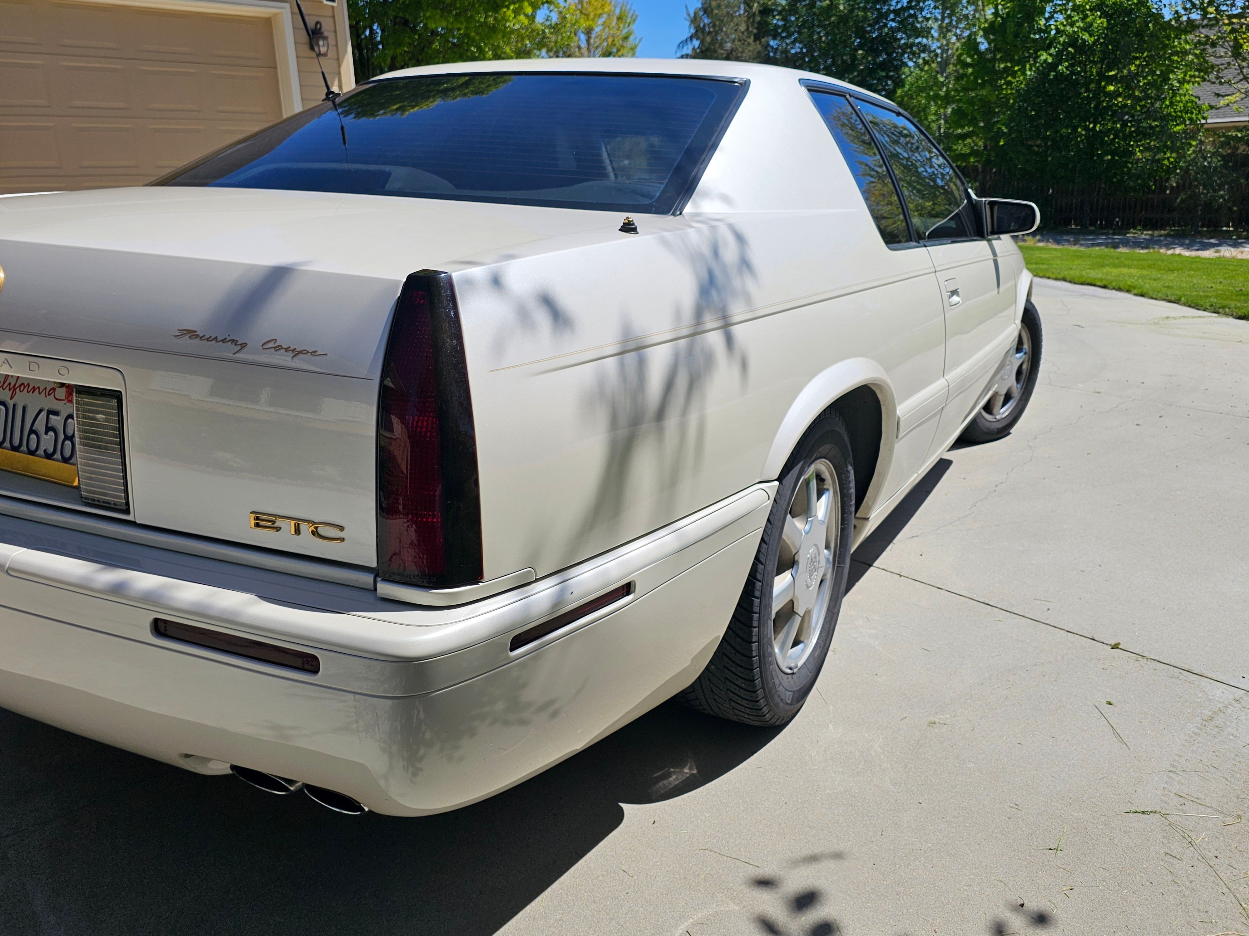 Used 2001 Cadillac Eldorado Touring FWD image 10