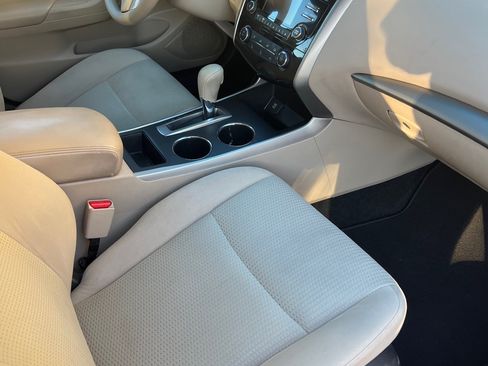 Used 2015 Nissan Altima 2.5 S w/ Power Driver Seat Package image 16