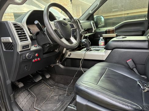 Used 2015 Ford F150 Lariat AWD/4WD image 8