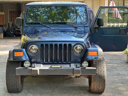 Used 2005 Jeep Wrangler Unlimited w/ Security Group