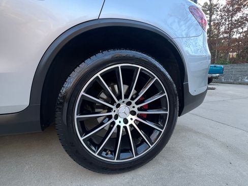 Used 2018 Mercedes-Benz GLC 43 AMG 4MATIC image 8