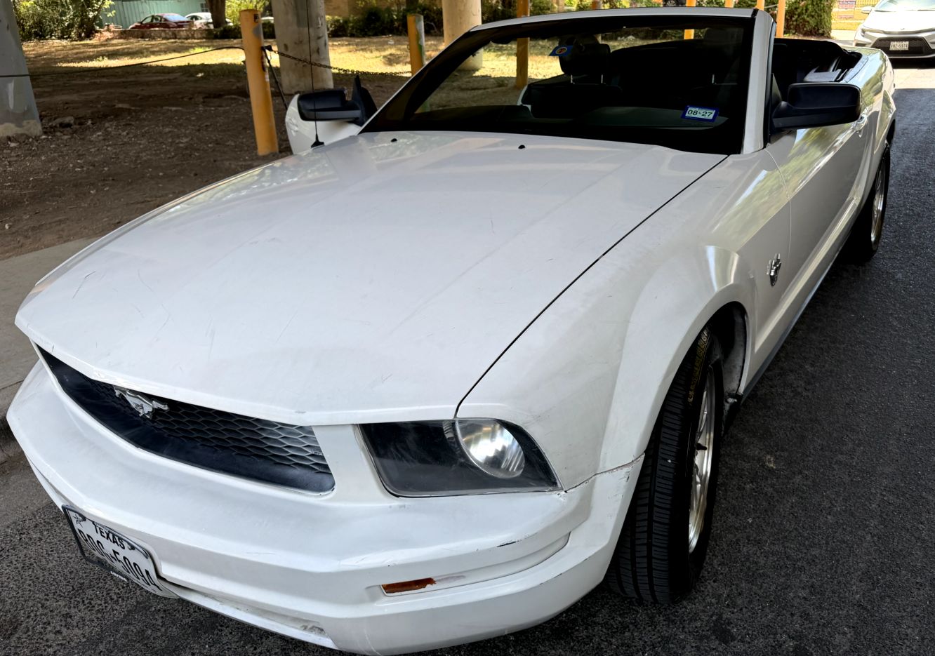 Used 2009 Ford Mustang Convertible RWD image 15