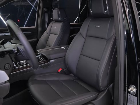 Used 2026 Cadillac Escalade V image 9