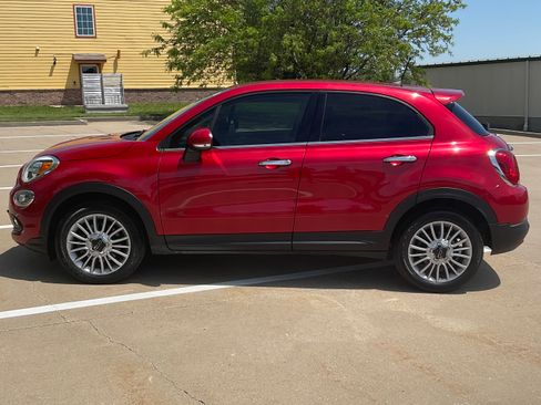 Used 2018 FIAT 500X Lounge w/ Advanced Safety Package FWD image 9