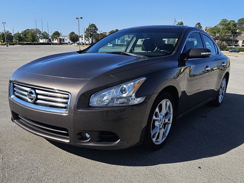 Used 2013 Nissan Maxima 3.5 SV w/ Premium Pkg image 1
