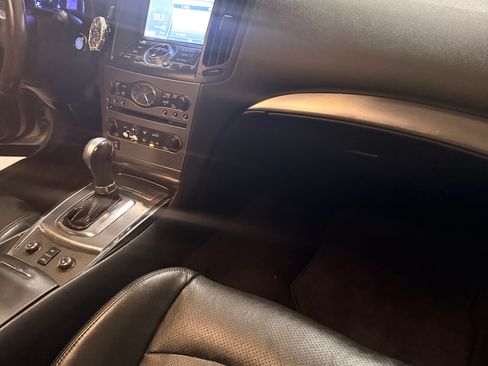 Used 2013 INFINITI G37 x Sedan w/ Premium Pkg image 13