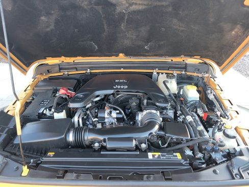 Used 2021 Jeep Wrangler Unlimited Sport image 16