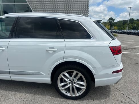 Used 2018 Audi Q7 3.0T Prestige w/ Prestige Package AWD/4WD image 6