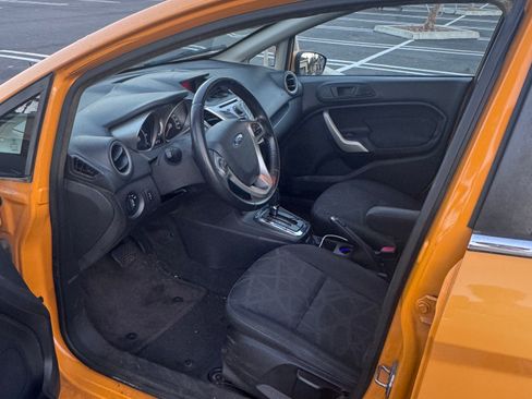 Used 2012 Ford Fiesta SES FWD image 11