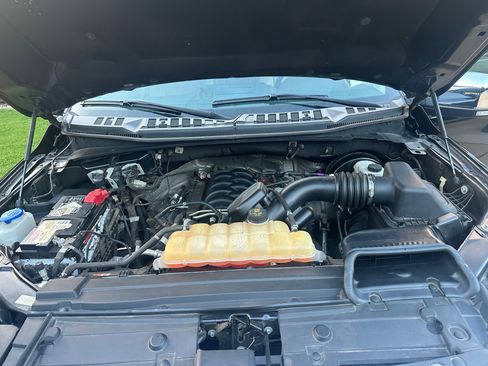 Used 2018 Ford F150 Lariat w/ Equipment Group 502A Luxury RWD image 12