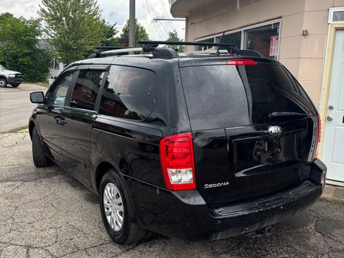 Used 2014 Kia Sedona LX FWD image 5
