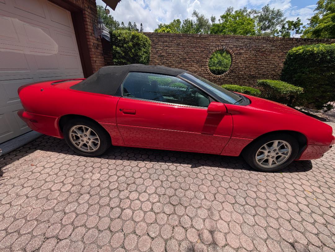 Used 2002 Chevrolet Camaro LT RWD image 8