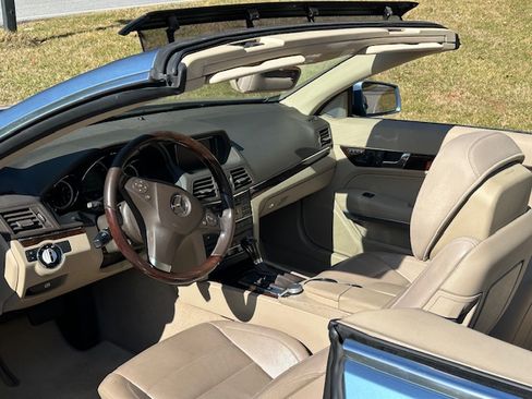 Used 2011 Mercedes-Benz E 350 Cabriolet image 14