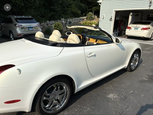 Used 2005 Lexus SC 430 Convertible w/ Preferred Accessory Pkg RWD image 15