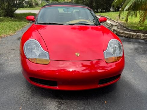 Used 2001 Porsche Boxster RWD image 4