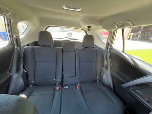 Used 2017 Toyota RAV4 LE w/ Carpet Mat Package FWD image 14