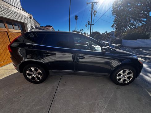 Used 2011 Volvo XC60 3.2 image 4