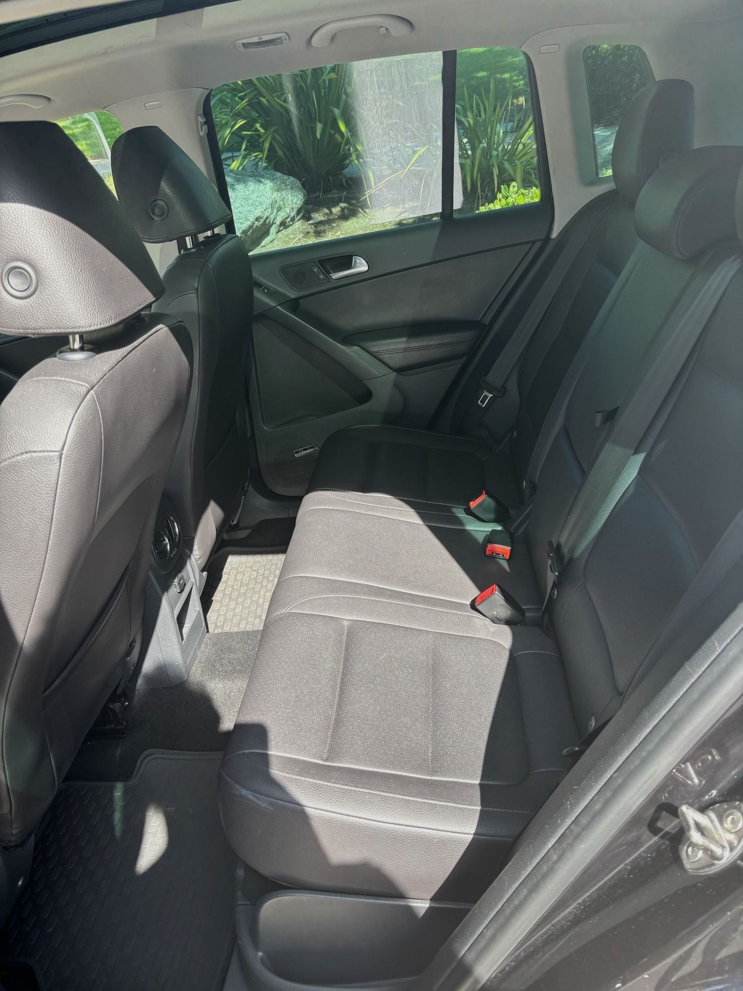 Used 2014 Volkswagen Tiguan SEL FWD image 10