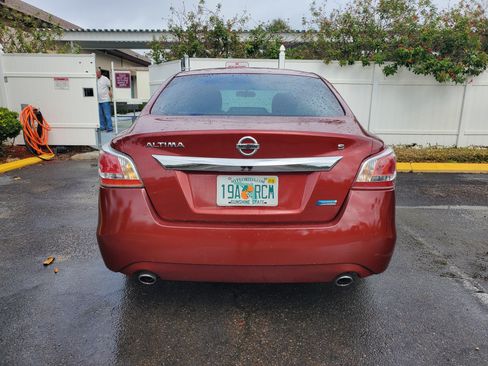 Used 2013 Nissan Altima 2.5 S image 6
