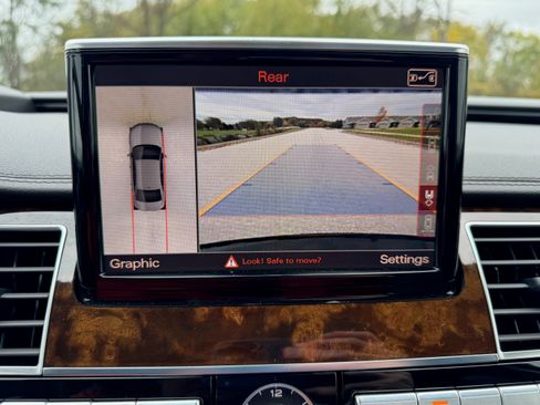 Used 2015 Audi A8 L 4.0T w/ Premium Package image 19