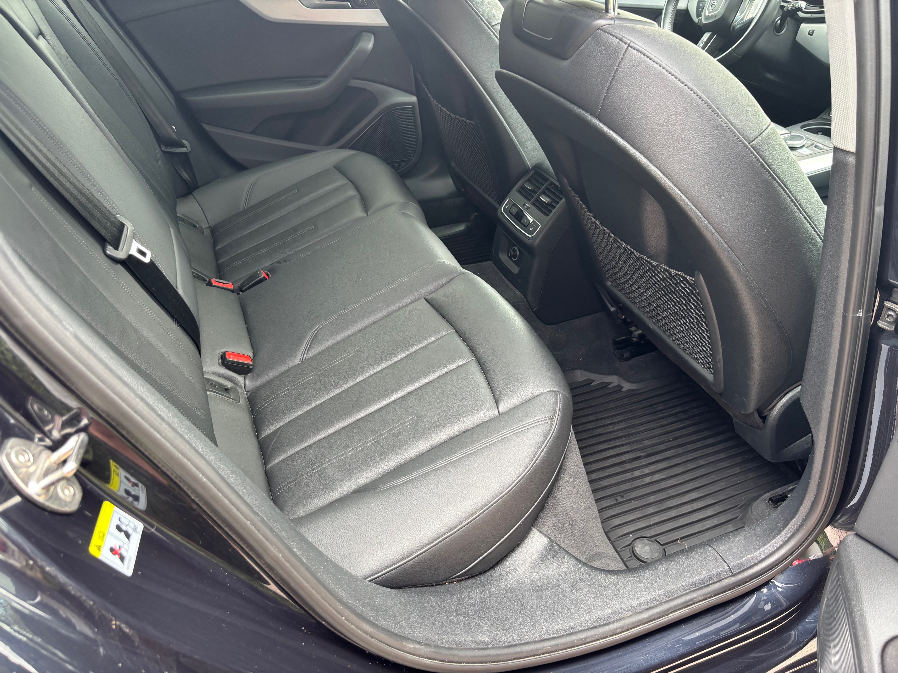 Used 2018 Audi A4 2.0T allroad Premium Plus w/ Premium Plus Package AWD/4WD image 12
