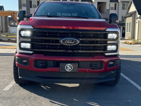 Used 2024 Ford F350 Lariat w/ Lariat Ultimate Package AWD/4WD image 9