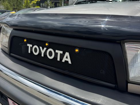 Used 2001 Toyota 4Runner SR5 AWD/4WD image 10