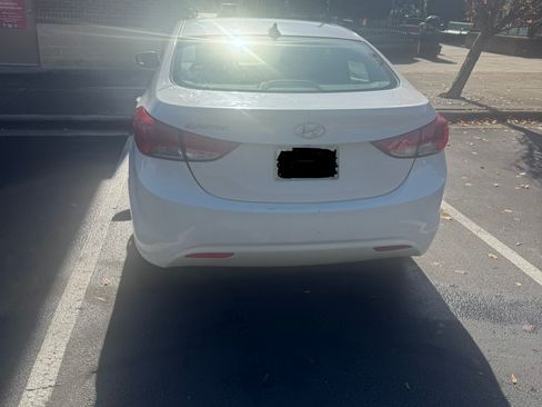 Used 2013 Hyundai Elantra GLS image 5
