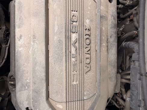 Used 2004 Honda Pilot EX image 12