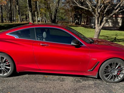 Used 2017 INFINITI Q60 Red Sport 400