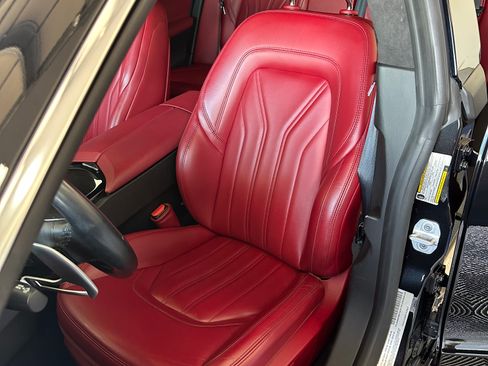 Used 2016 Maserati Quattroporte GTS RWD image 14