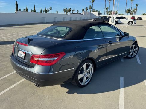 Used 2013 Mercedes-Benz E 350 Cabriolet image 2