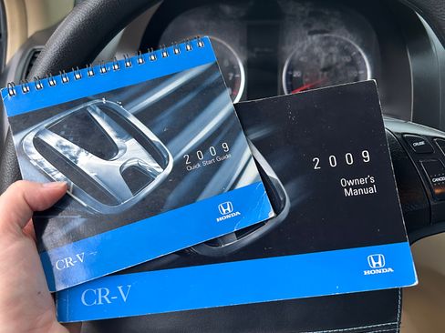 Used 2010 Honda CR-V LX image 21