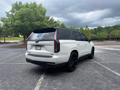 Used 2024 Cadillac Escalade Sport Platinum AWD/4WD image 6