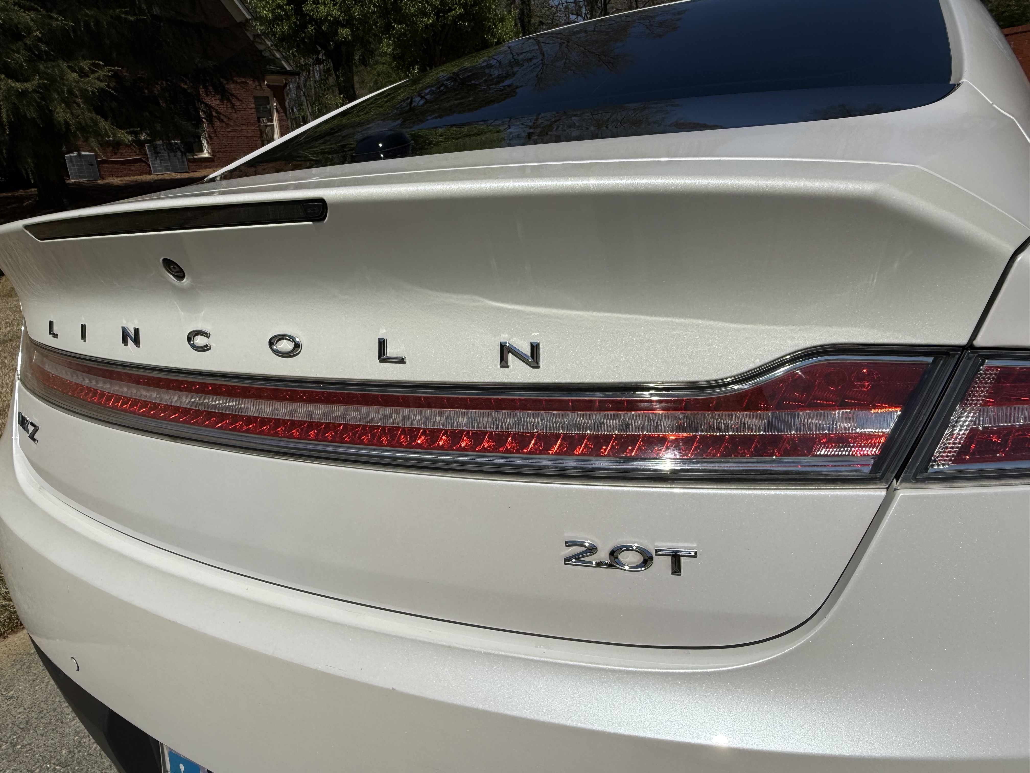 Used 2018 Lincoln MKZ Reserve w/ Technology Package FWD image 12
