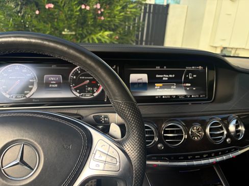 Used 2015 Mercedes-Benz S 63 AMG 4MATIC Sedan image 11
